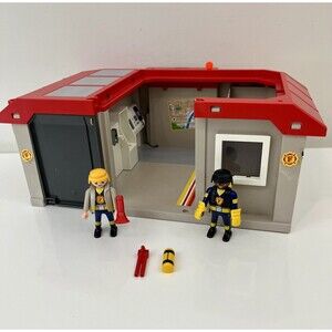 Playmobil Take along Fire Station 5663 Incomplete w/Figures & Accessories